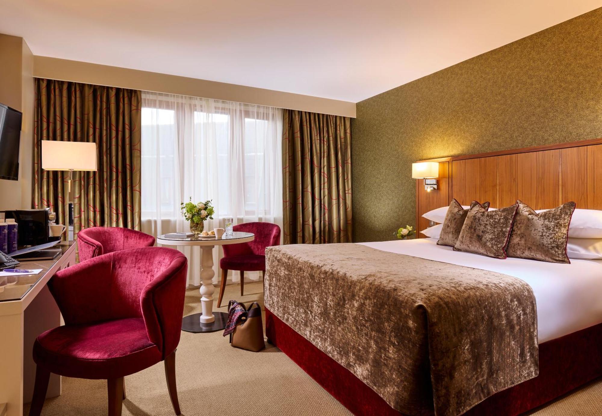 Double Room,1758526455:JPEG